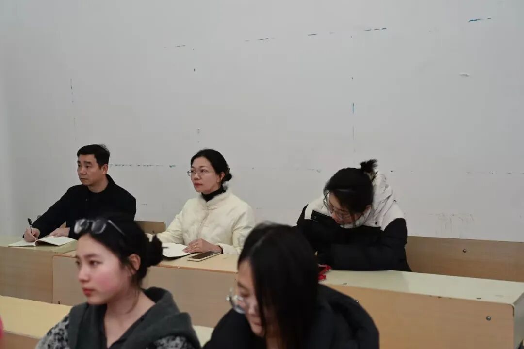 9d542117-75d0-4c09-bf07-f8e1fa8a84e6.jpg