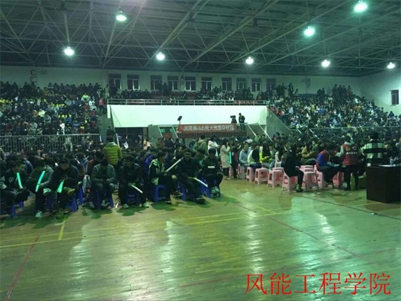 QQ图片20161130214205.jpg