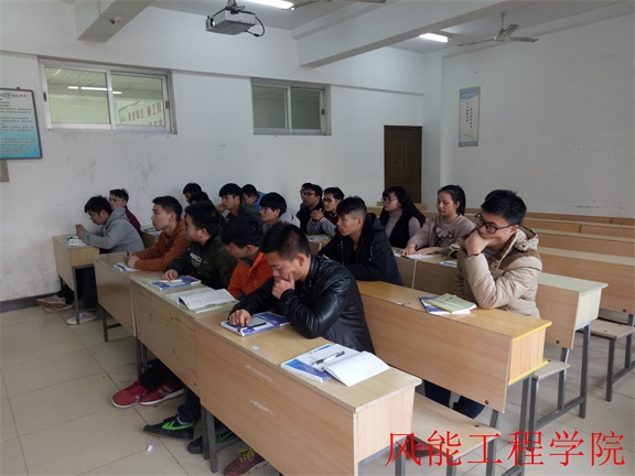风维1161安全教育主题班会IMG_3595.JPG