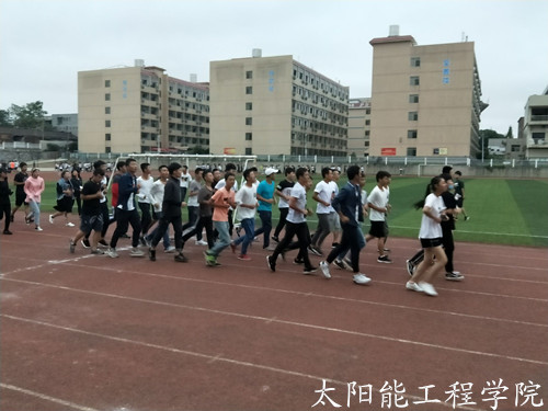 晨跑1_副本.jpg